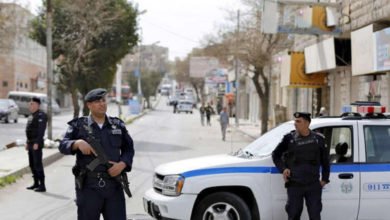 2A2407E4 10F7 401D AF27 7710211DB03E