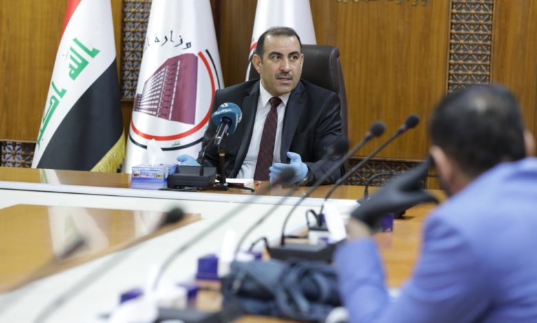 وزير التخطيط يكشف حقائق وأرقاماً صادمة ويتحدث عن لحظة اقتراب العراق من انهيار الاقتصاد 1 6C18227D 932C 4C93 A1FC C1C241D345DB