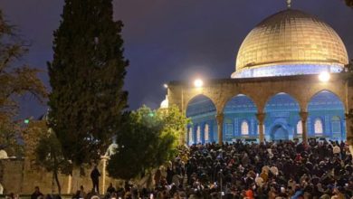 قوات إسرائيلية تقتحم المسجد الأقصى وتعتقل مصلين 6 700x414