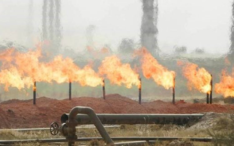 8E9DF53B 9A33 4093 82CC DCAD6703E0BE