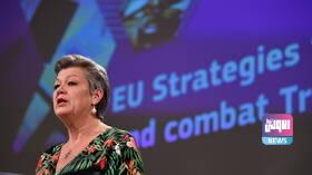 ACB12371 7F3A 4B41 A070 5F0FF592122C