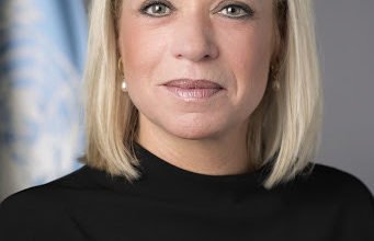 BD09FDBA C6DE 4312 A700 AD41F4DB5BEE