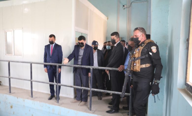 وزير الموارد المائية يجري جولة تفقدية للإطلاع على مشروع استصلاح اراضي 1 D337E02E 2205 4168 8EF9 3C0824C12C6F