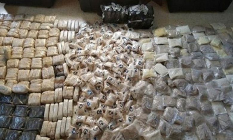 E1EF1090 815C 4B2A B588 F2A0FDBFFC77