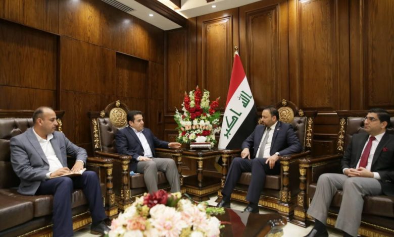 EF9894A7 43E9 4A3E A55B E8E457677997