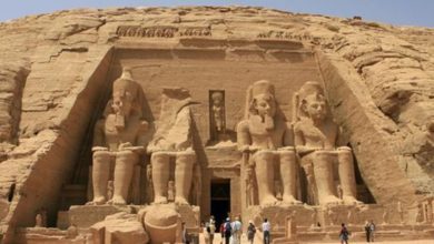 بحث عن آثار مصر