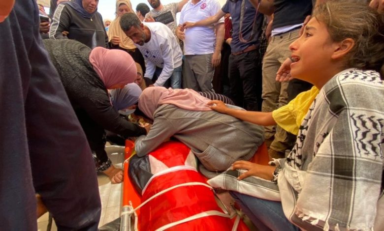 60a4e2494236041f1f26099d 1