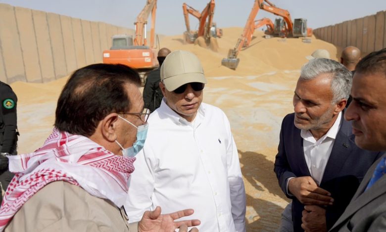 الكاظمي يتفقد "سايلو الدبوني" ويوجه بمعالجة عقبات تسلم الحنطة من الفلاحين 1 9EEB2FC3 1209 4ADE 9441 707DB38D470C