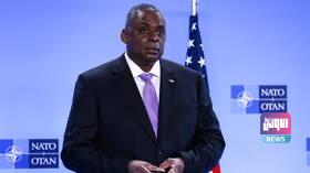 B868B4BC 240E 4004 AE3A 36D741F6432A