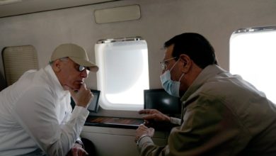 B8C12432 048D 435E 8877 5620D28CA51B