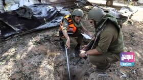 D8F90529 D702 4633 9E18 EA2E81077DD2