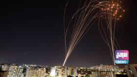 EE8BDB80 85D8 4CAA 81CF 917686D6D193