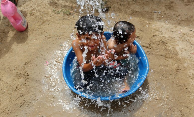 F2BAAE61 FFA0 45C7 ABF0 917C148A4013