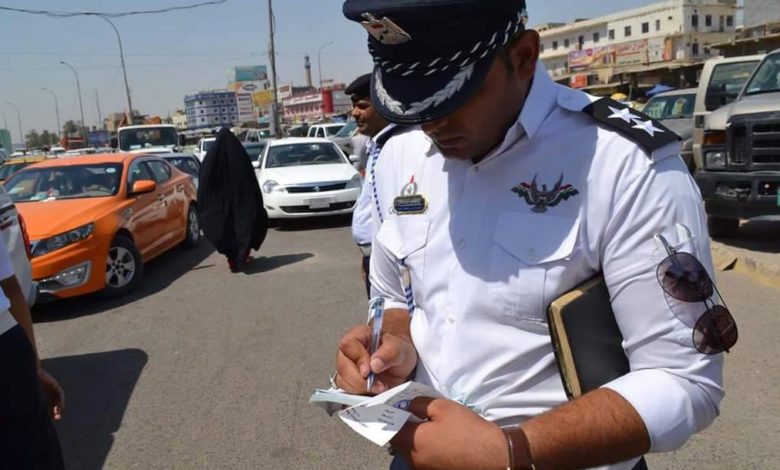 مرور الأنبار تفرض غرامة مالية على من يرمي النفايات من نافذة السيارة 1 101782020 11878988 715569725214355 7875607738023972598 o 1080x610 1