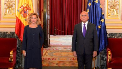 1B6FA325 64B5 438B B2FB F01A6E3930CB