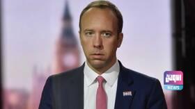 وزير الصحة البريطاني يستقيل بعد أيام من "فضيحة القبلة" 1 39F304A7 11AF 4931 B03F CA83CA0621C0