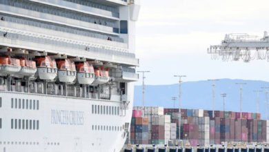 احتجاج يمنع تفريغ سفينة شحن إسرائيلية في ميناء أوكلاند دعما للفلسطينيين 5 60bb37794236046b616896aa