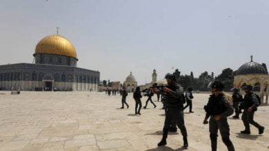 مستوطنون إسرائيليون يقتحمون المسجد الأقصى بقيادة عضو الليكود المتعصب يهودا غليك 6 60c85c714c59b768680cf97a