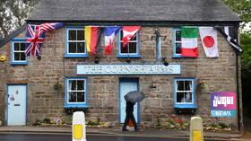 692818EE 921B 42A1 8C39 92779453AD4F