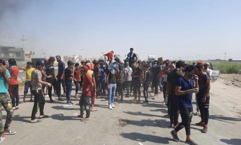 تظاهرة بالناصرية بعد اعتقال احد شيوخ العشائر 1 6DC83285 7611 4494 90D6 5FE7C780B5FD