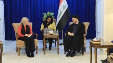 90DBC22A C87C 4315 A795 962E4941809D