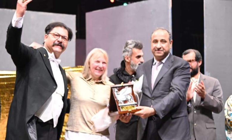 A51860B3 F983 4A07 91D2 1B5D424F0D3A