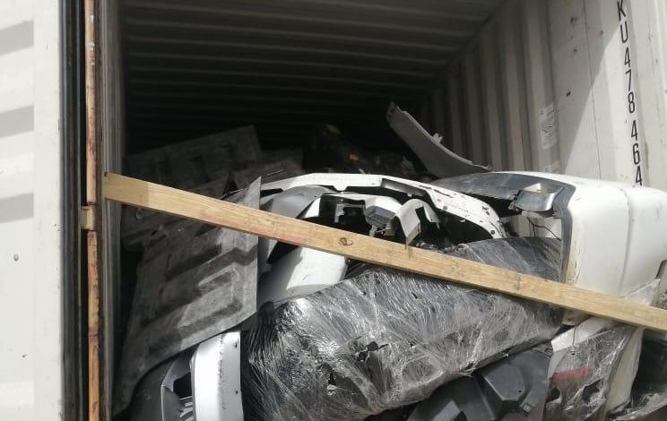 A9E3509A FDE3 418E 82F1 E268C74AD6B5