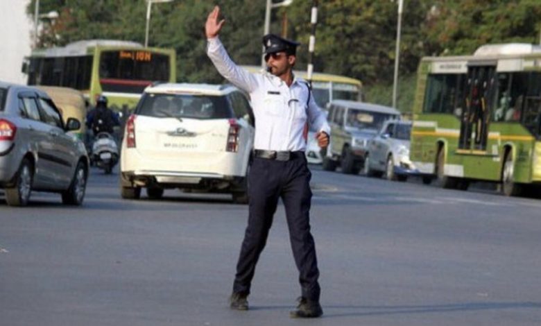 المرور تؤكد الحاجة لنظام متطور يغرم ملقي النفايات من نوافذ المركبات 1 B807A4FB 3ACC 4CB7 A534 920251A65CC7