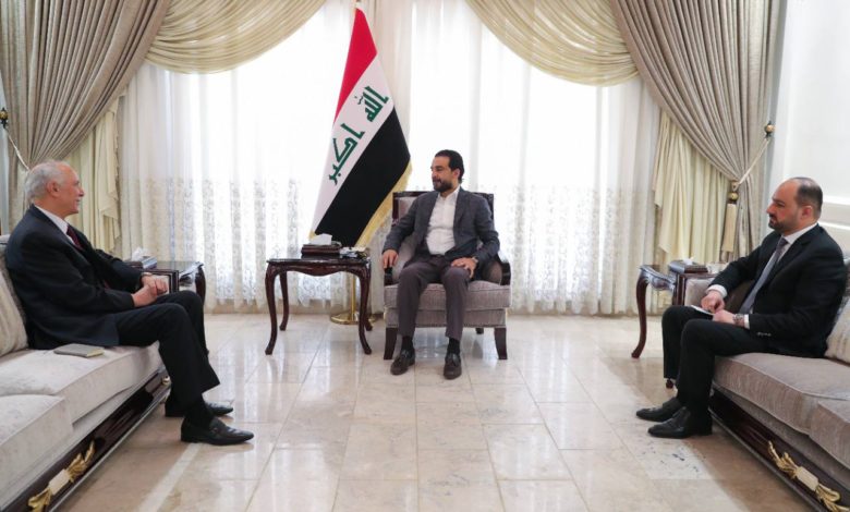 B8A99837 A60A 4B34 8B4C E595FEC9B4CB