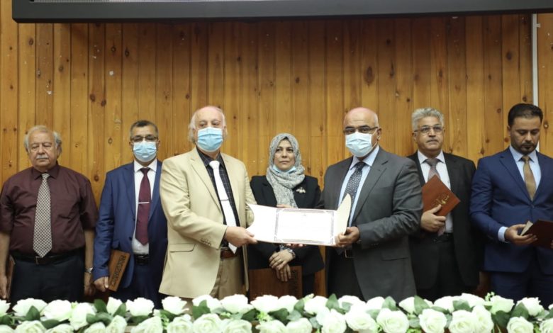 التعليم تكرم الفائزين بجوائز يوم العلم والجامعات الداخلة في التصنيفات العالمية 1 CD1DACAB BE60 4AFB A9BC 8B6E98FDC838