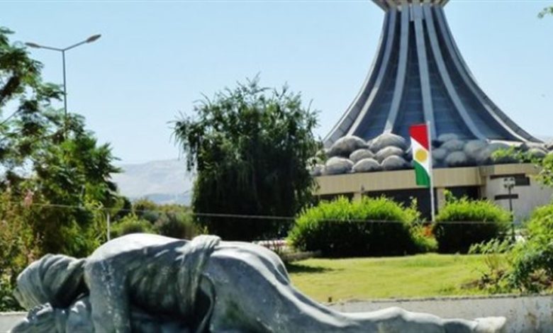 F2794B77 38F3 4D34 8EAA CB45EA157A1D