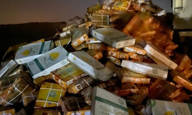 اتلاف (7) حاويات مَقطعات دجاج التزاما بحماية المنتج المحلي 1 IMG 20210618 WA0023