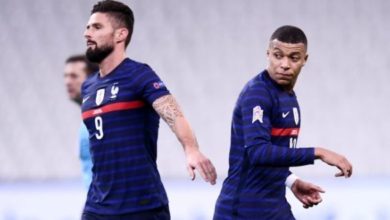 Olivier Giroud Kylian Mbappe France 670x370 1 620x330 1