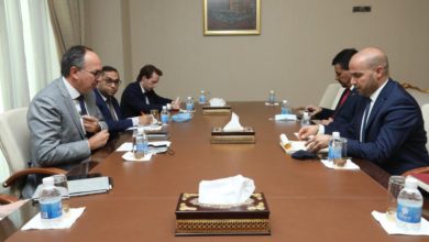 001D8BC1 2E2B 4849 9750 4A01E3CF05A5