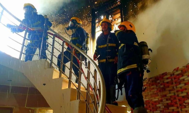 105918EF ADA6 4C5B 945F A1BFEA9A6D27