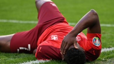 غلادباخ يفقد جهود مهاجمه السويسري إمبولو لأجل غير مسمى 6 1238959