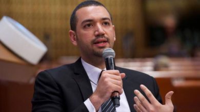 معز مسعود يدافع عن حلا شيحة ضد تامر حسني..ماذا قال؟ 3 135 102728 moez 160f126d05a49b 700x400