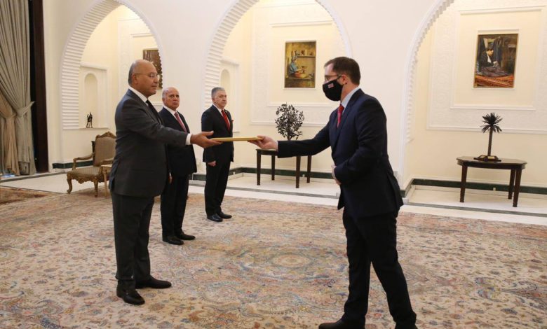 1ACC8BF3 831E 4DEA 9313 499D89DA9D3B