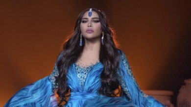 45005439 AE61 4E3D 9C9F 253D78DEAEC1