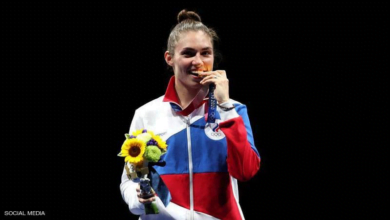 5C441886 3351 4DDC 9BB6 516F873E9DD9