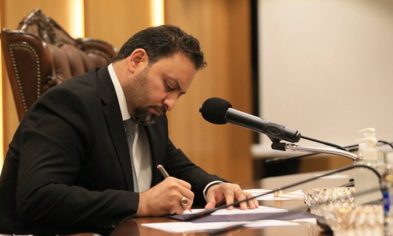 5F6C0CC4 B00E 422D AB64 60AEB6C1DE53