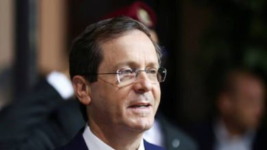 6103be6642360469811bb434