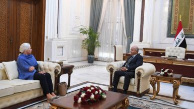 6A872CDF 0336 4003 9204 9C4E8248B18D