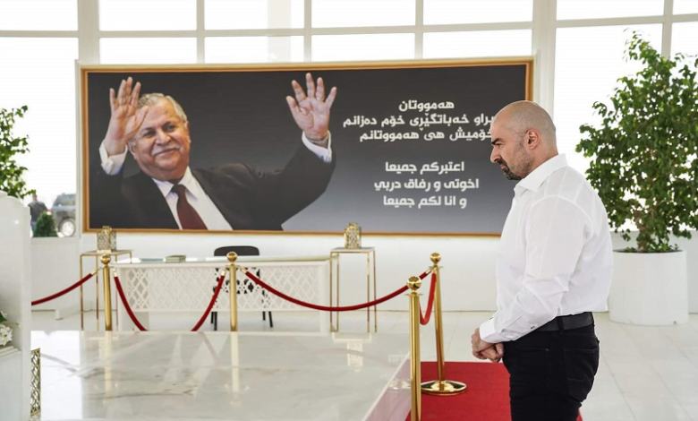 B4278A7D FE79 41E3 A4D7 4E3329C63731