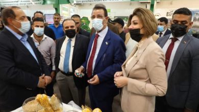 وفد وزاري يجري جولة في أروقة الأسبوع الزراعي الذي يشهد إقبالا حكومياَ وجماهيرياَ واسعاَ 3 DBDDA872 E465 4A05 AA3D 7E1A27D9D497