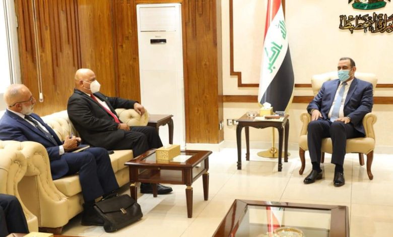 03B1C3B0 4BE6 4DE8 BC7B 1D2AE42AA5D6