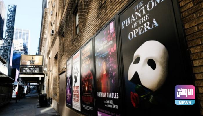 154 111121 corona first play broadway new