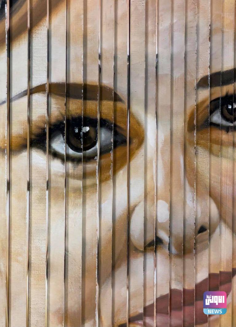 176 103231 optical illusion board 2