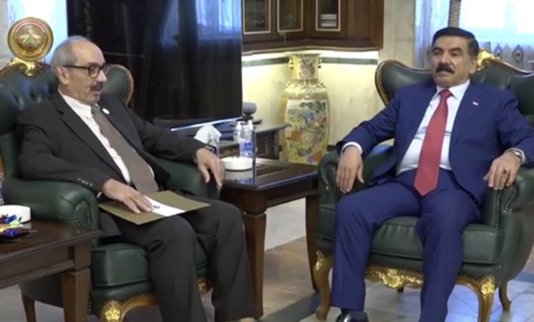 3100A988 6C4A 4AF8 8719 C2F085DF3519