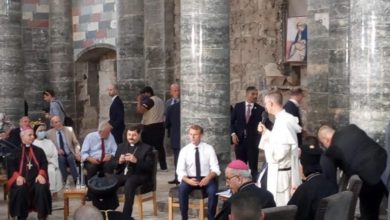 57AFB535 E700 4CF4 8BC7 2088D41B387B